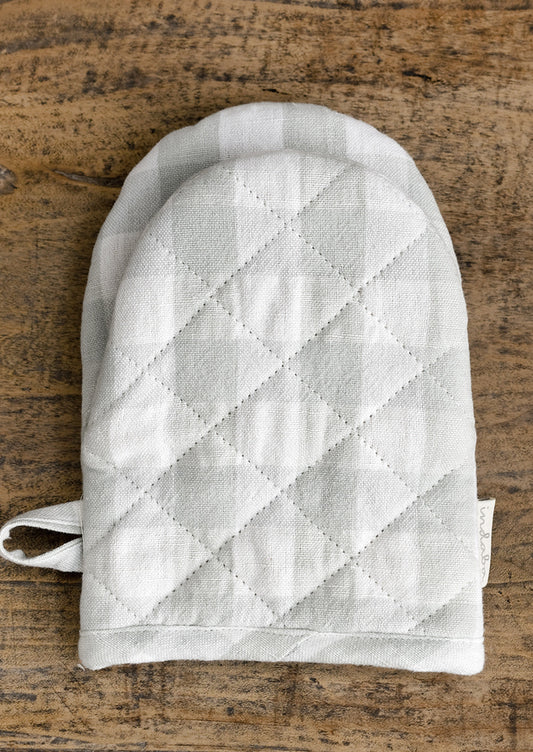 Gingham Oven Mitt