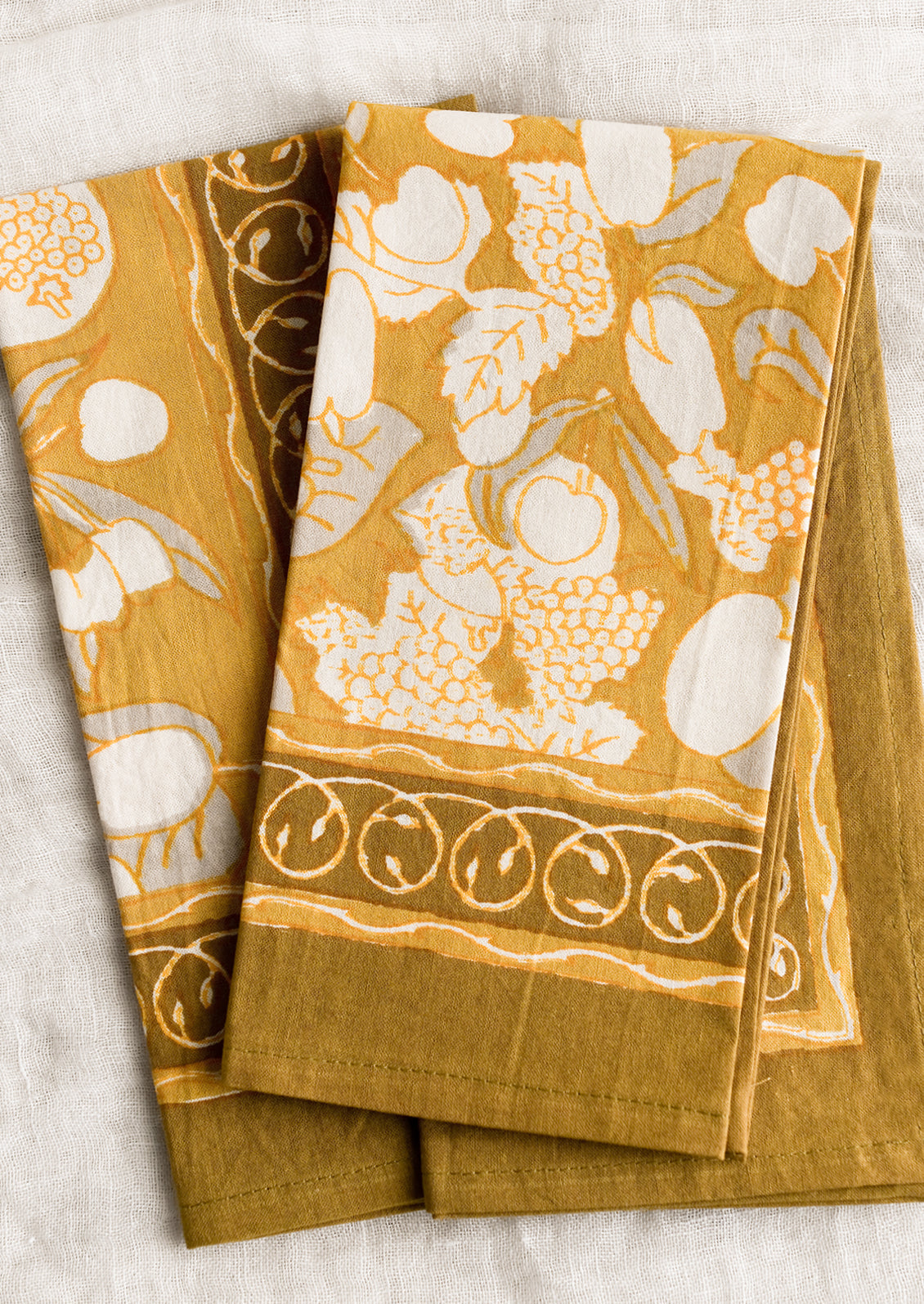 Golden Harvest Napkin Set