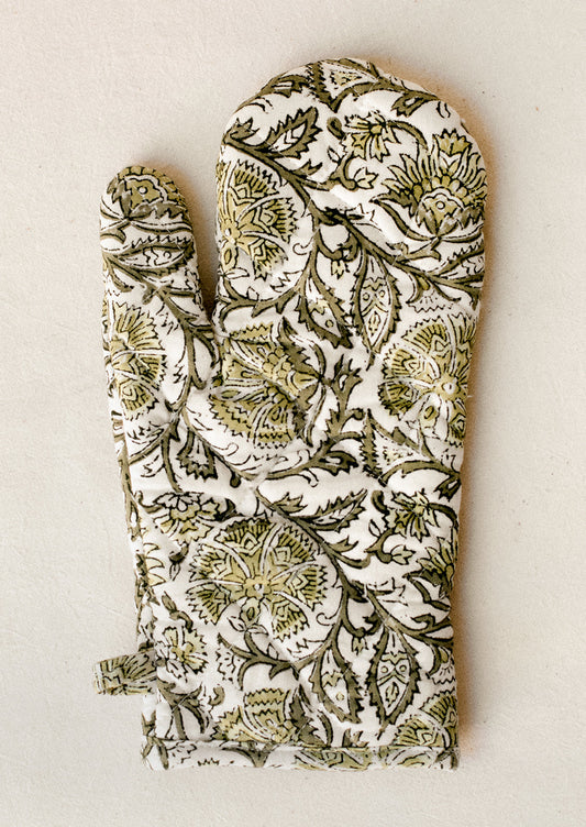 Hera Block Print Oven Mitt