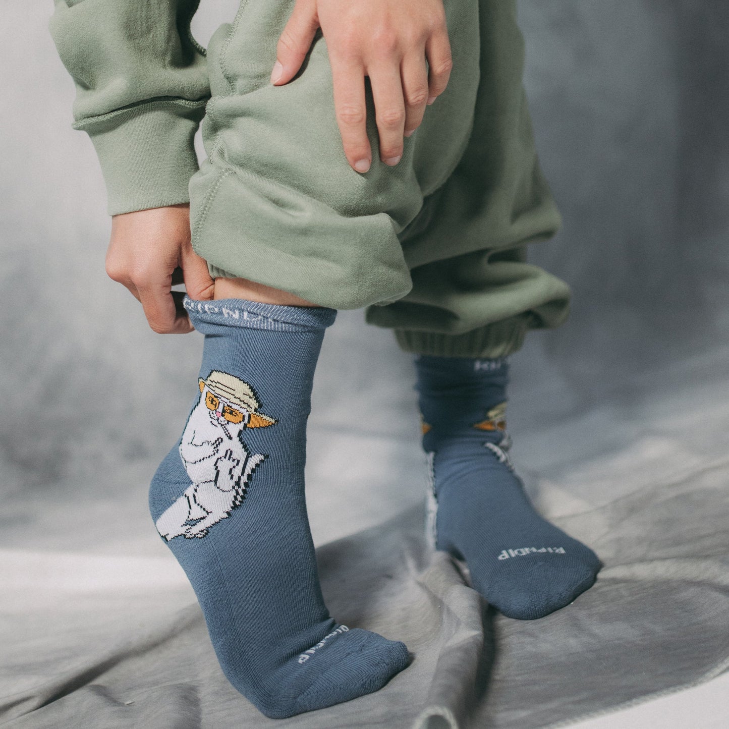 Nermal S Thompson Mid Socks (Dark Slate)