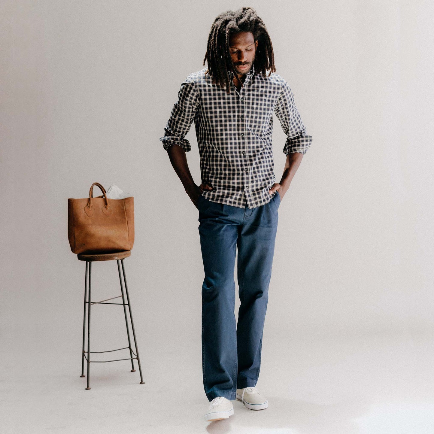 The Matlow Pant in Dark Navy Herringbone