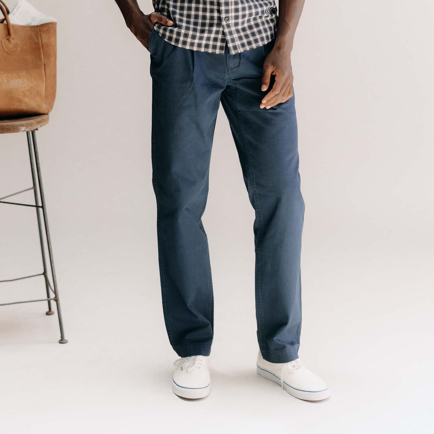 The Matlow Pant in Dark Navy Herringbone