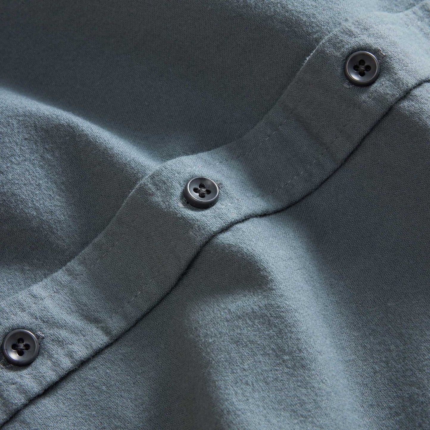 The Yosemite Shirt in Slate