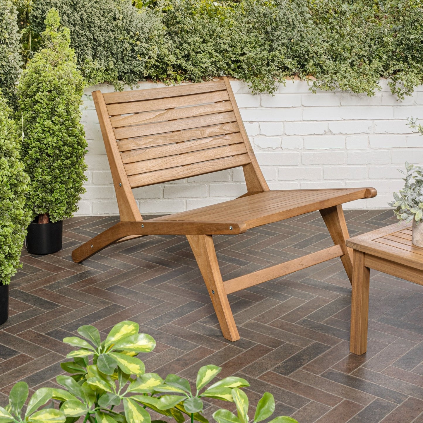 Leo Mid-Century Modern Wood Armless Outdoor Patio Chair, Natural