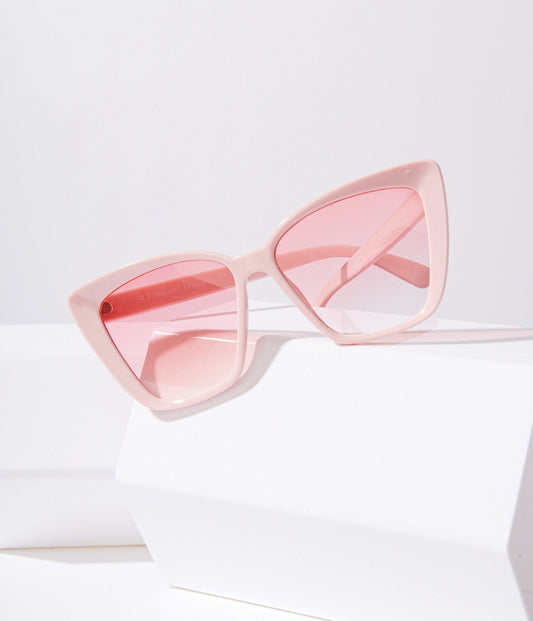 1970s Light Pink Square Cat Eye Oversized Sunglasses