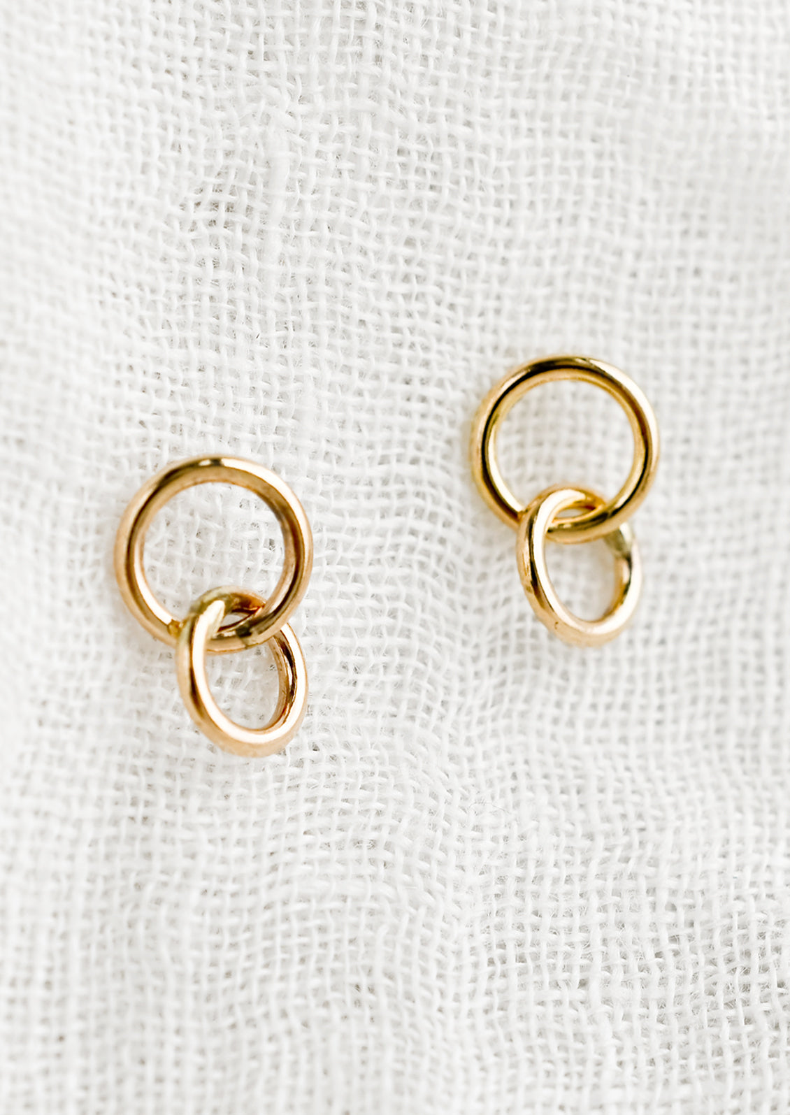Linked Circle Stud Earrings