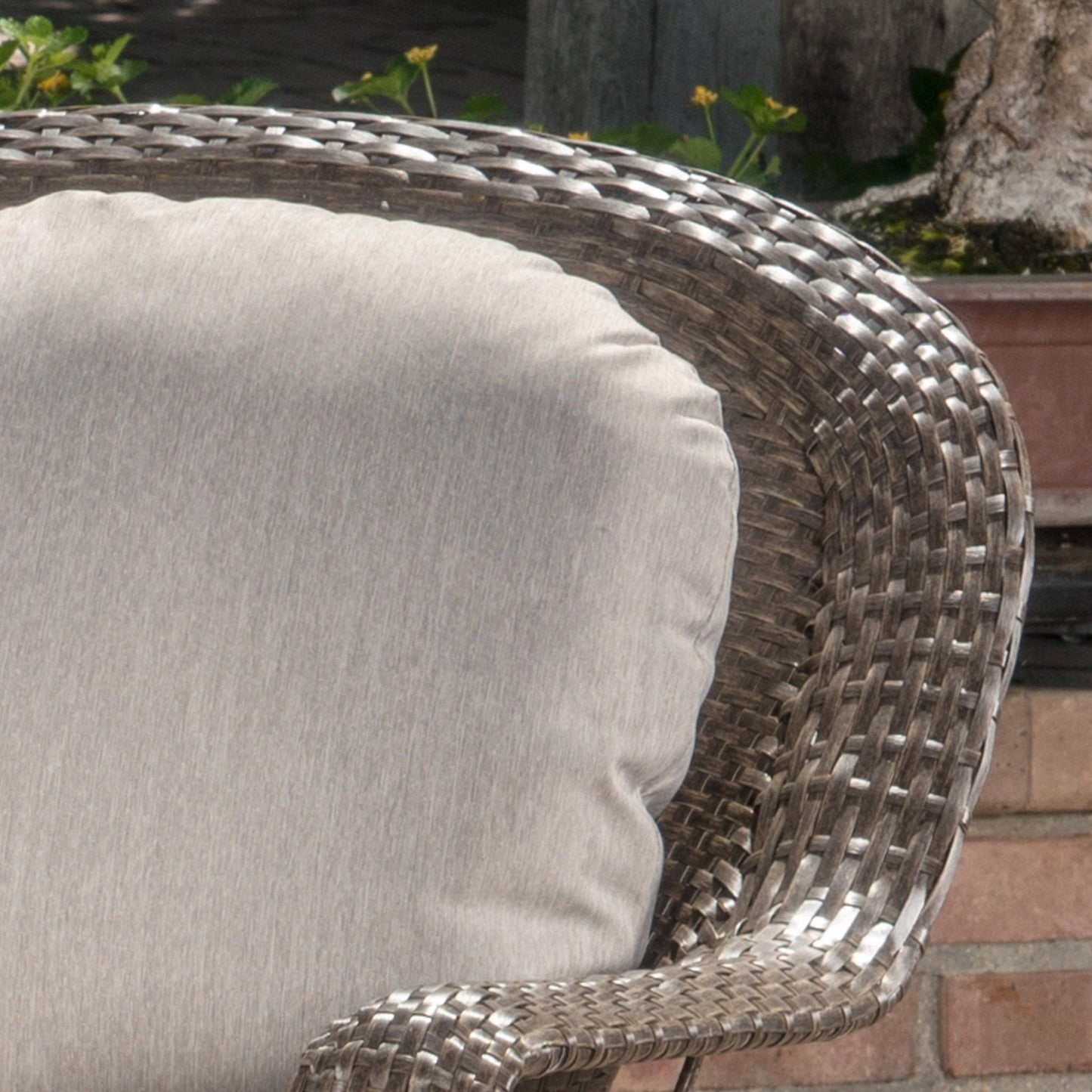 Luminous Outdoor Rattan Swivel Club Chair with Water-Resistant Cushion, Set of 2