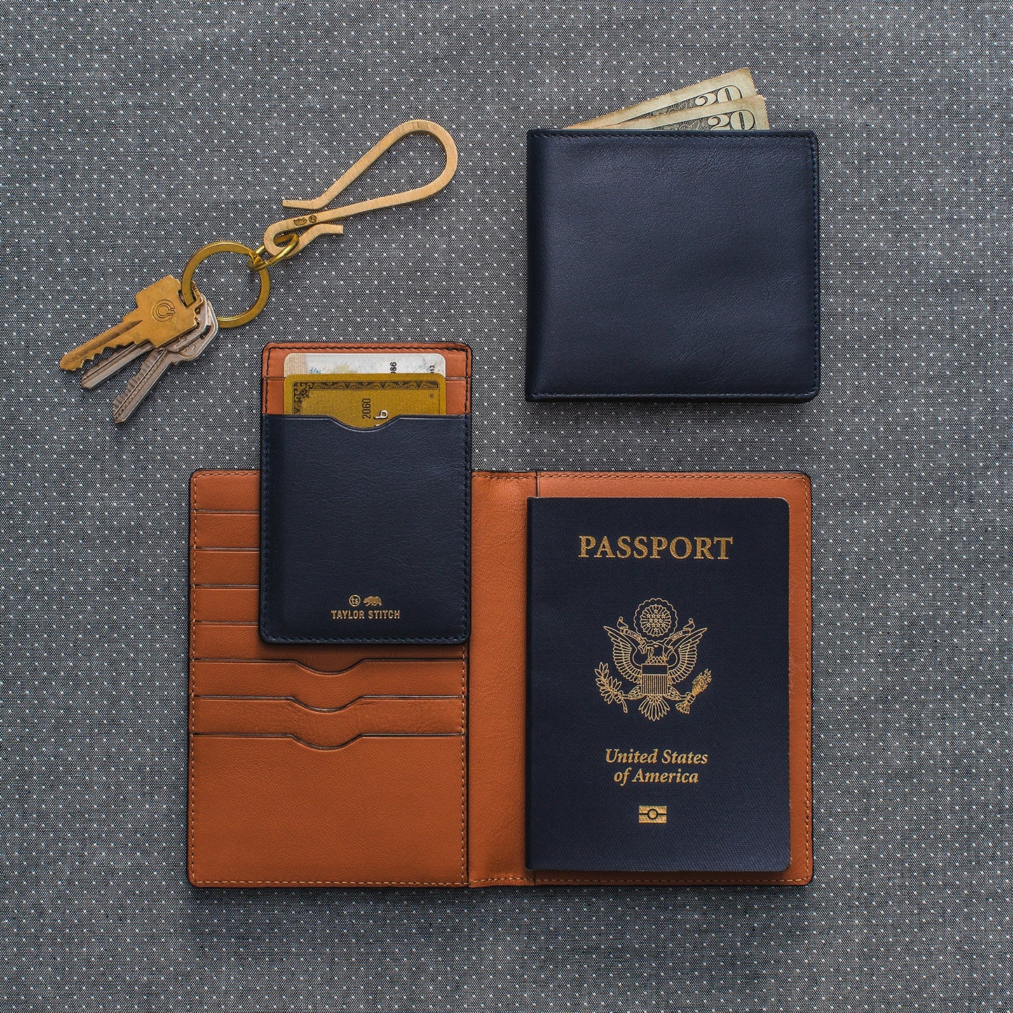 The Minimalist Wallet in Navy