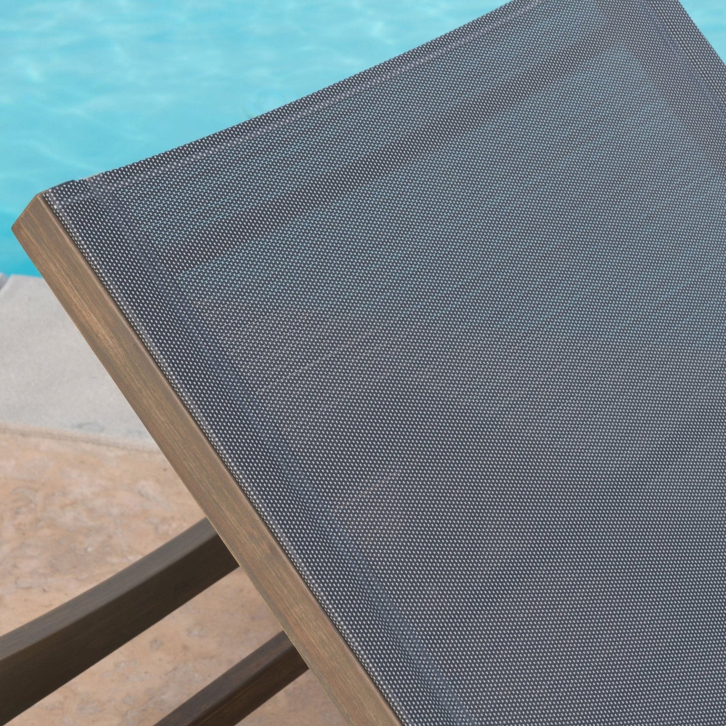 Outdoor Chaise Lounge with Mesh Seating and Acacia Wood Frame
