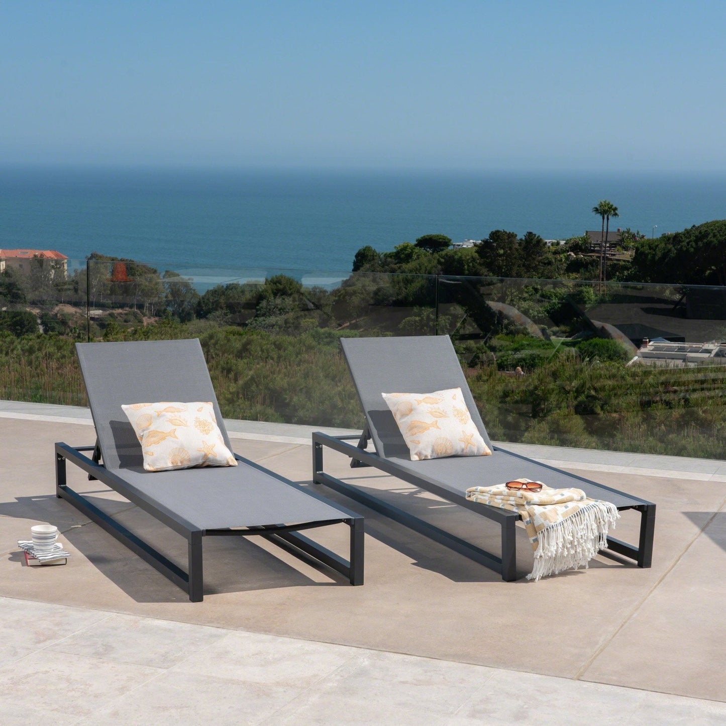 Outdoor Chaise Lounges with Breathable Mesh Seat and Sturdy Aluminum Frame, Set of 2