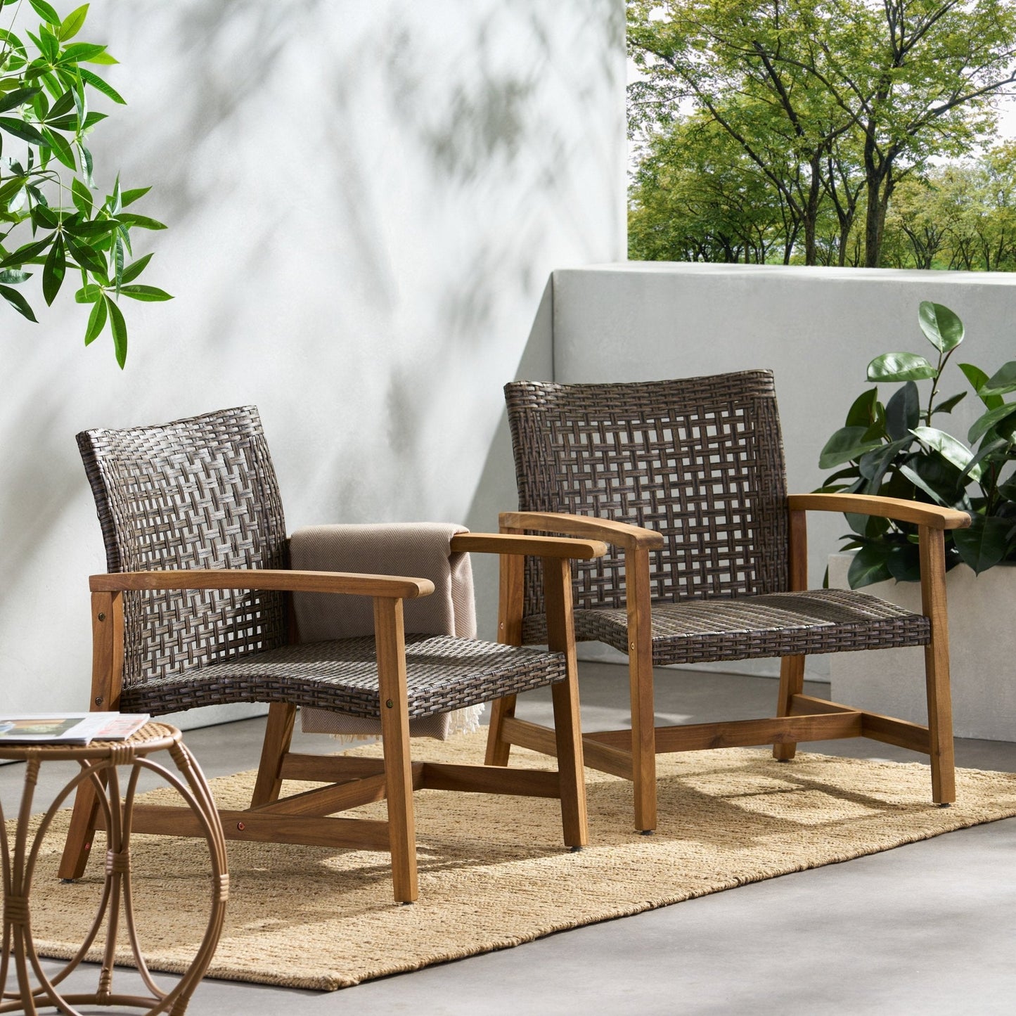 Outdoor Club Chair with Rattan Cover and Square Arm