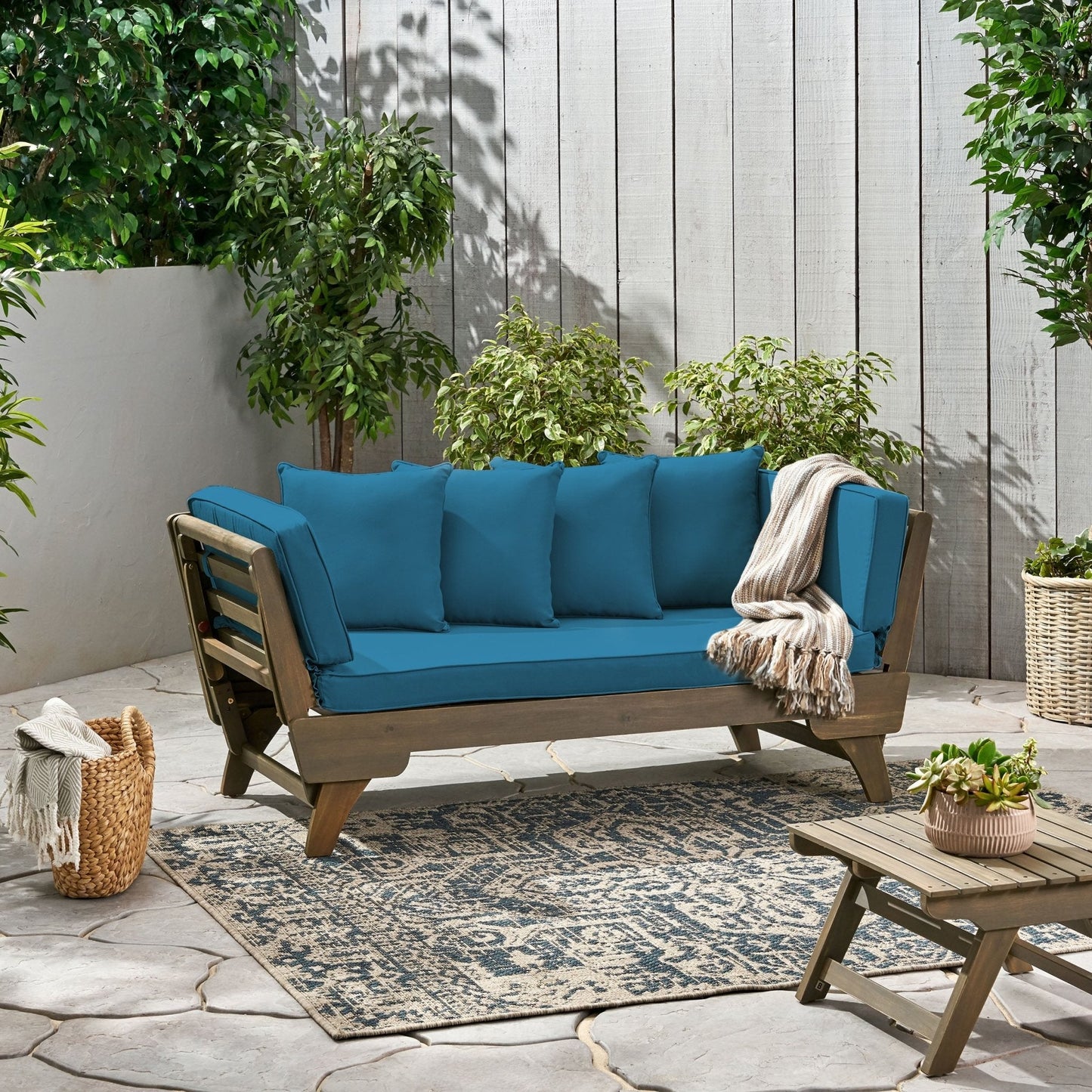 Outdoor Sofa Day Bed with Extendable Seating