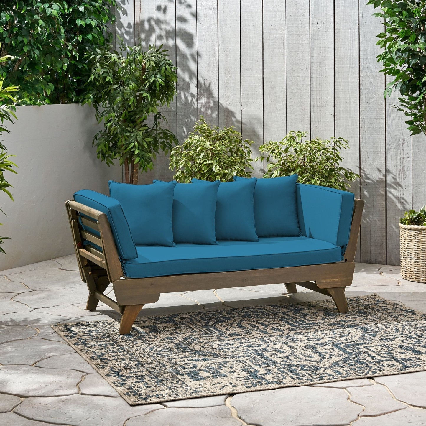 Outdoor Sofa Day Bed with Extendable Seating