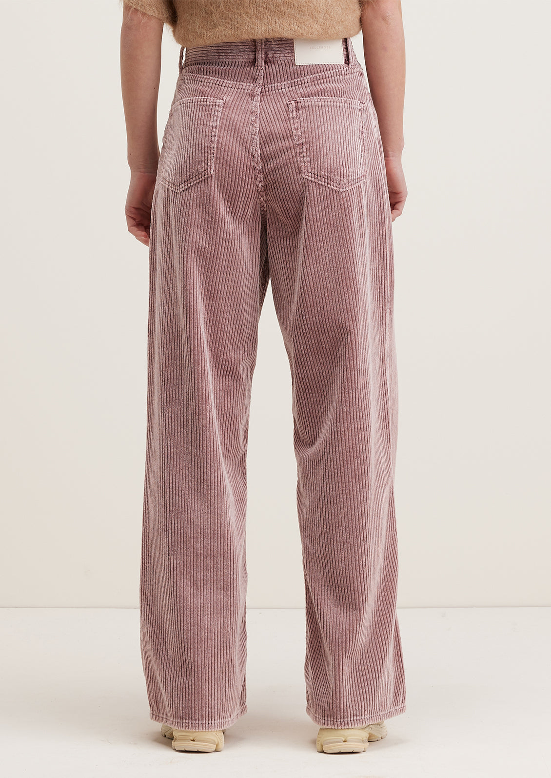 Parthe Corduroy Pants