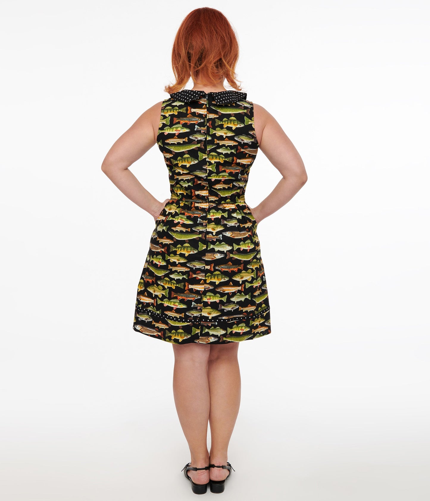 Retrolicious 1950s White Polka Dot & Fish Print Collared Fit & Flare Dress