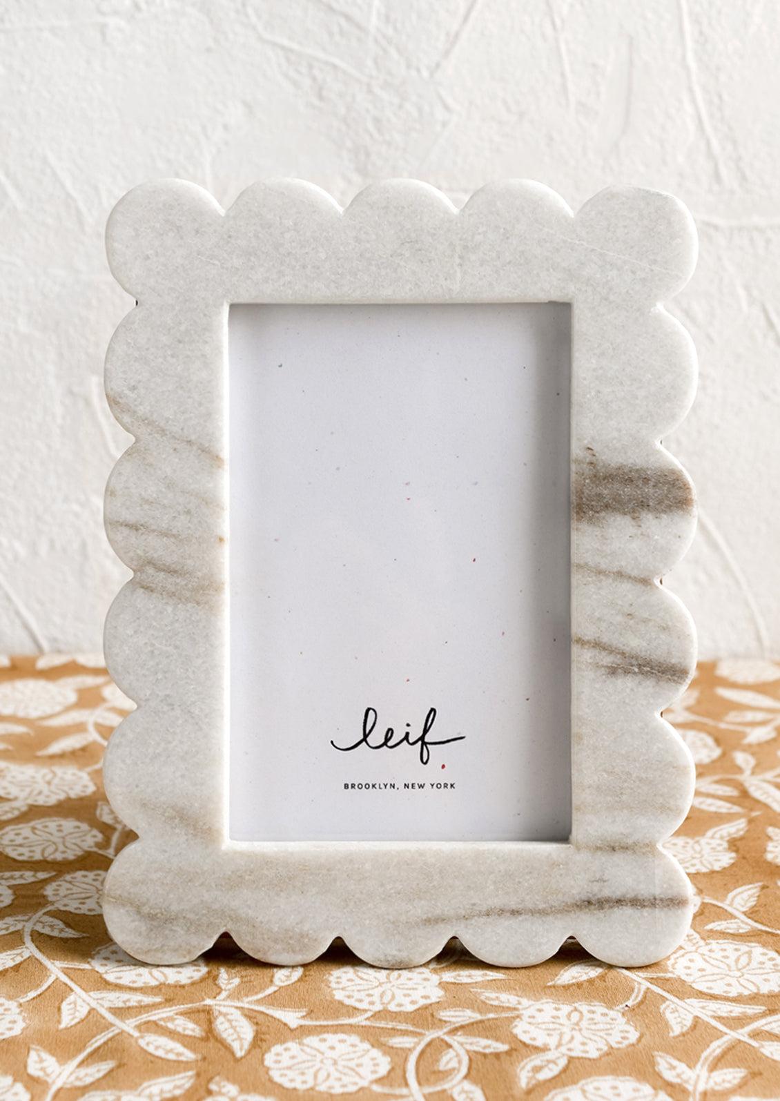Scalloped Marble Picture Frame