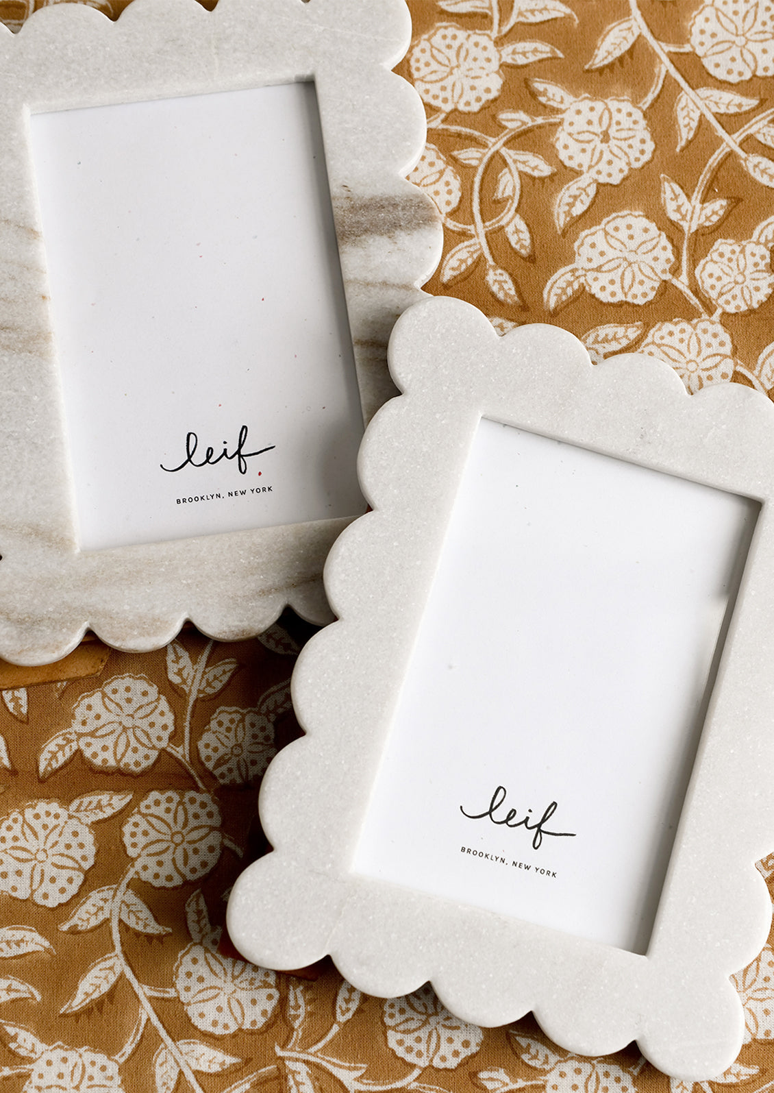 Scalloped Marble Picture Frame