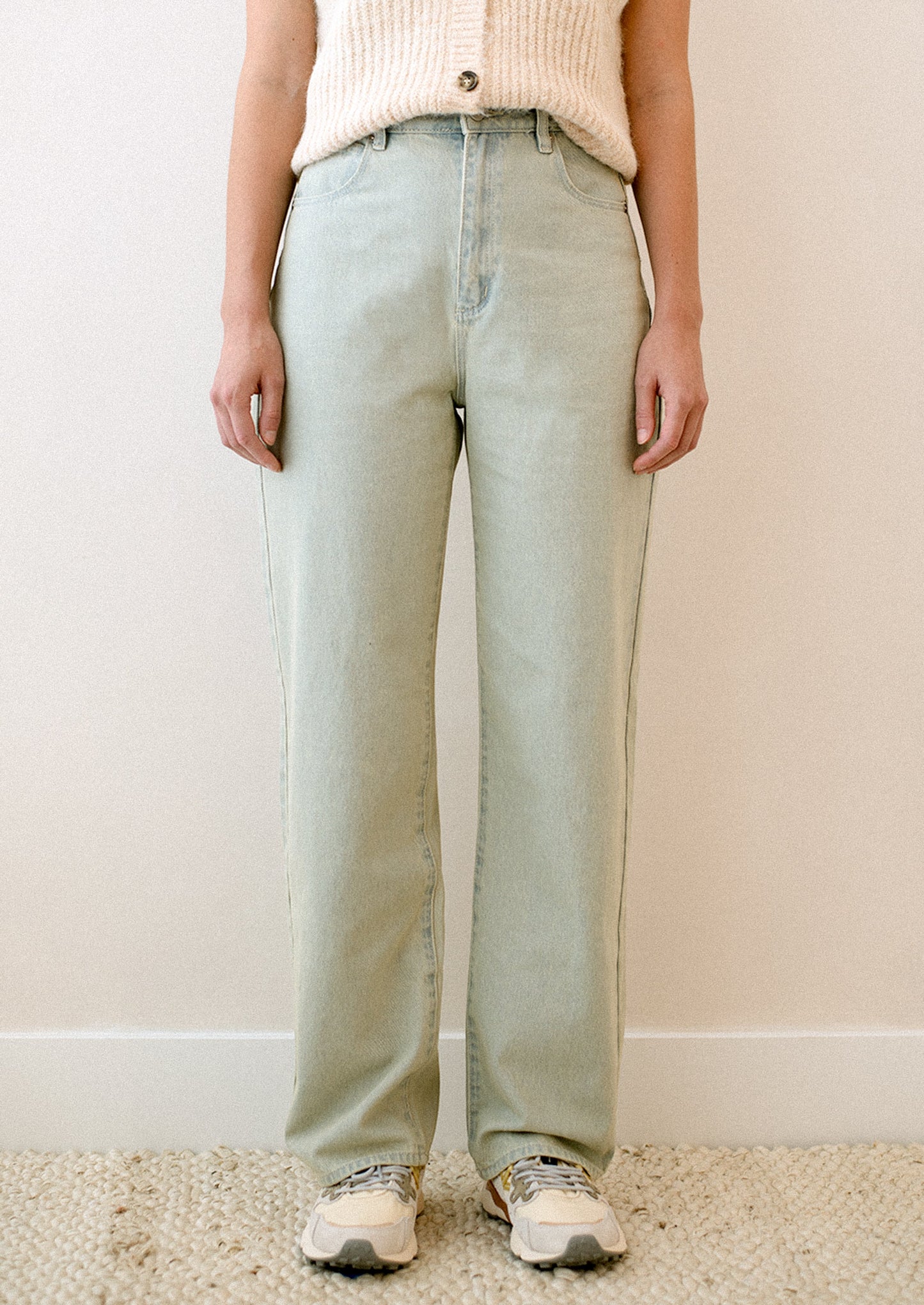 Carrie Jean in Simona