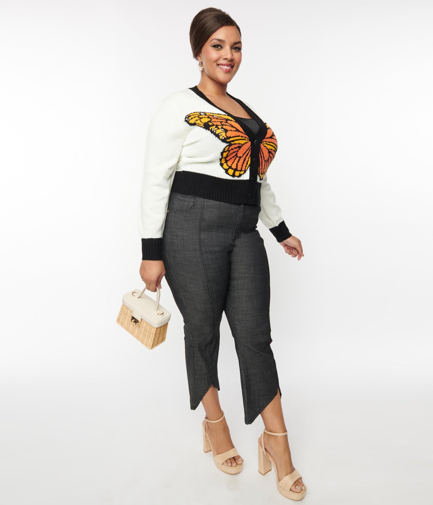 Smak Parlour Plus Size Black Denim Notched Capri Jeans