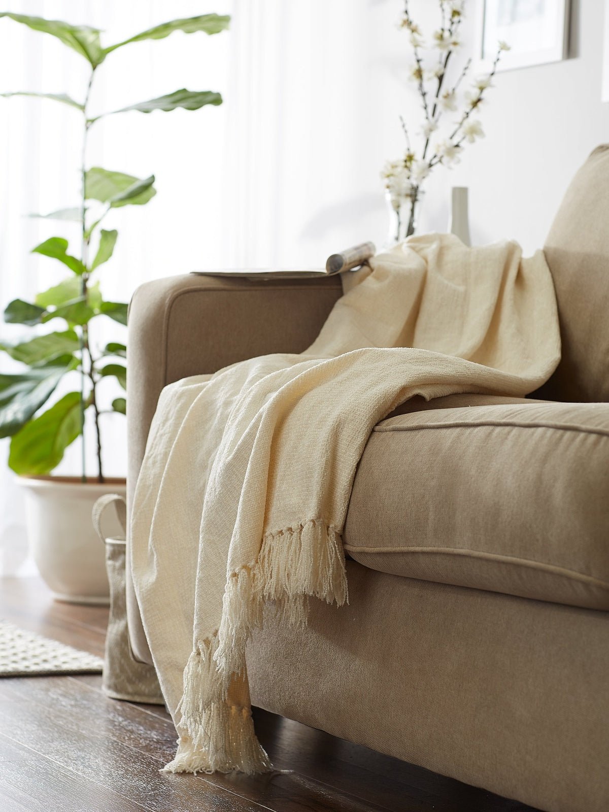 Soft Cream Chenille Throw