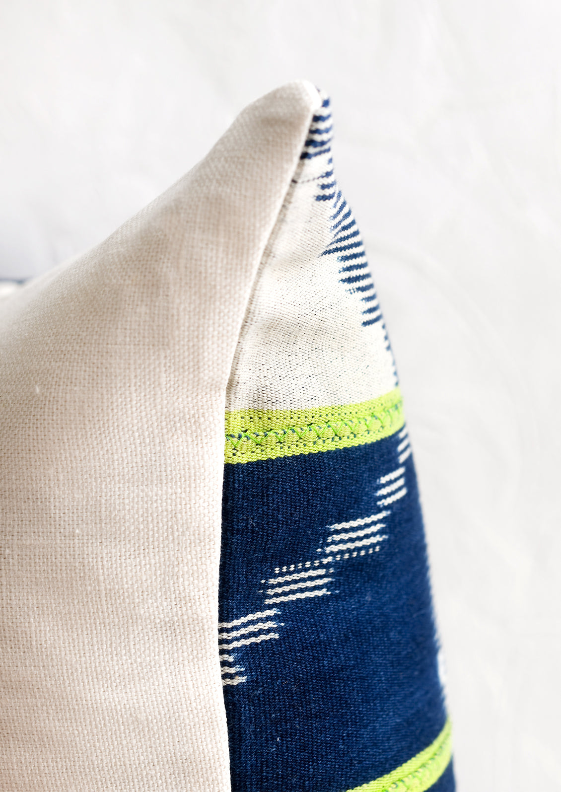 Vintage Baule Pillow in Soubre