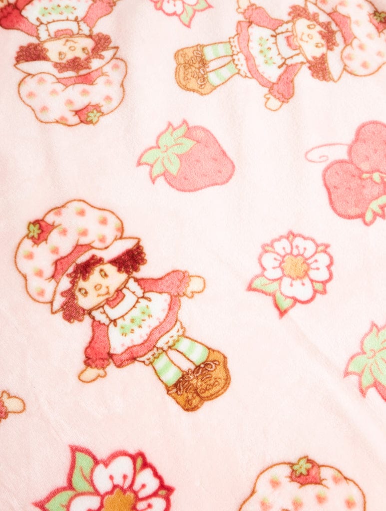 Strawberry Shortcake Blanket