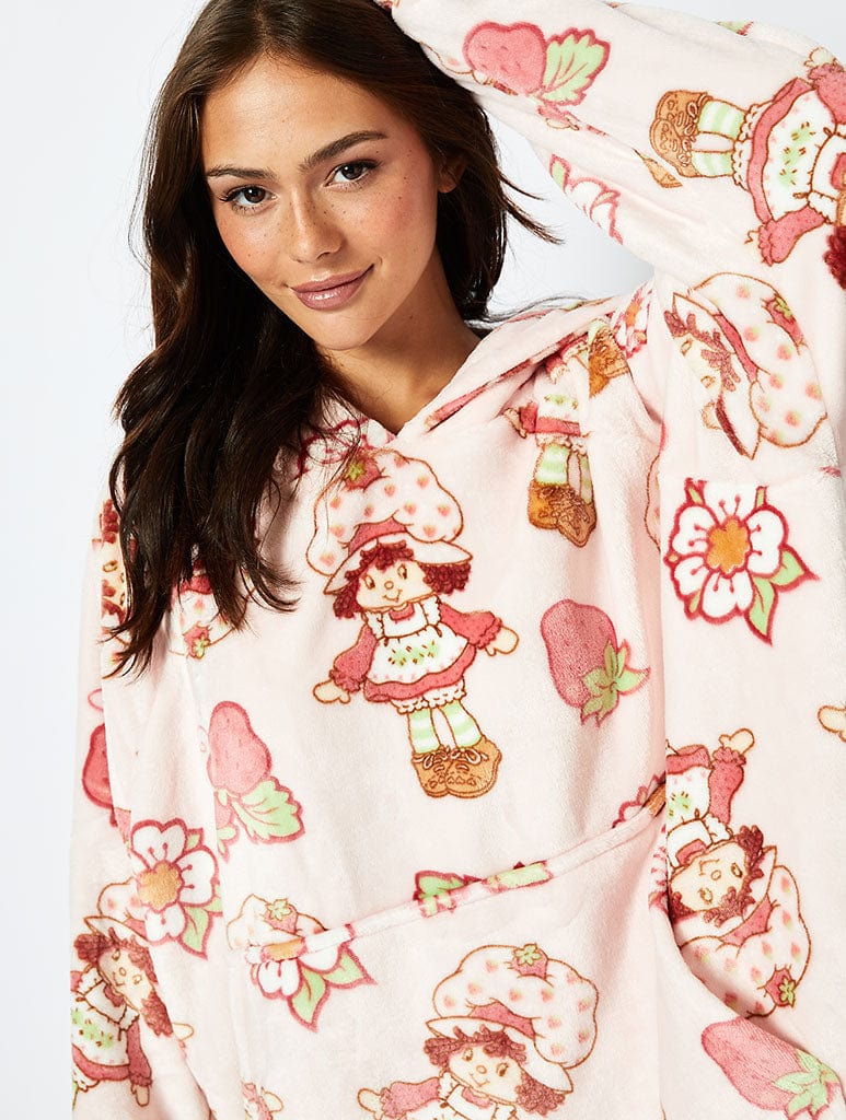 Strawberry Shortcake x Skinnydip Blanket Hoodie in Pink