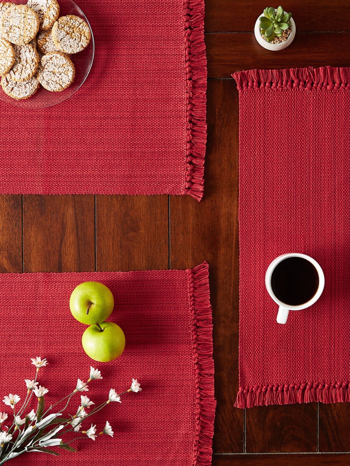 Tango Red Variegated Fringe Placemats, Set Of 6