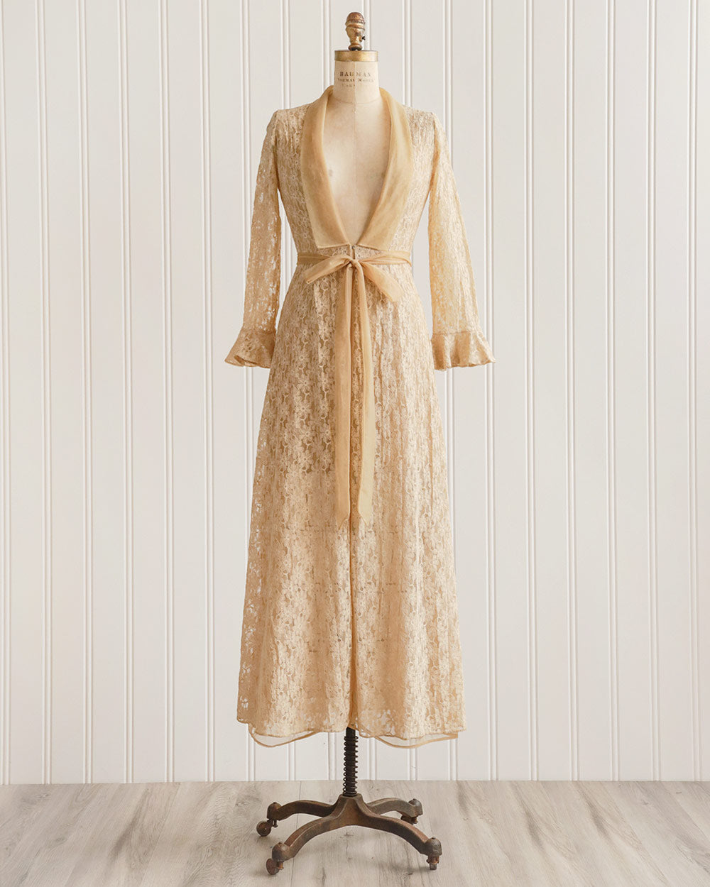 Brigitte Lace Peignoir Robe