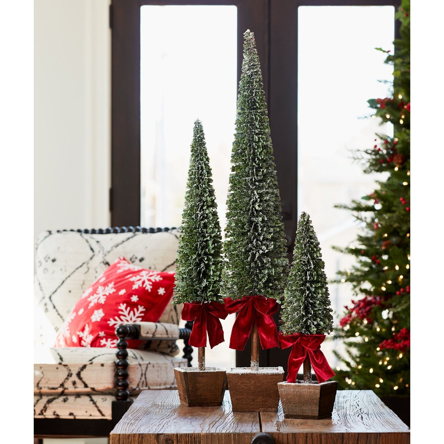 PVC Bottle Brush Design Pine Tree Décor with Bow, Set of 3