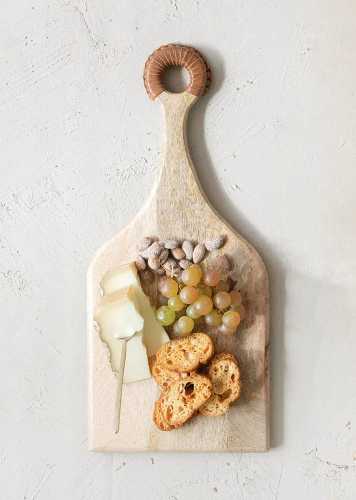 Wrapped Handle Cutting Board